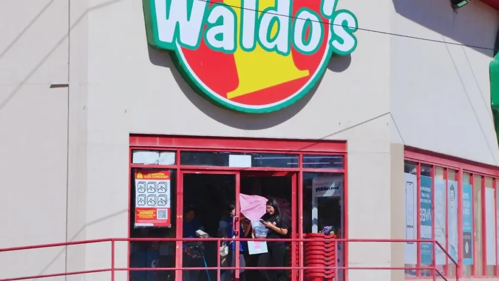 Waldo’s reabre sucursales en Hermosillo y recluta personal